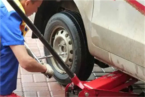 玛曲附近拖车24小时服务热线电话